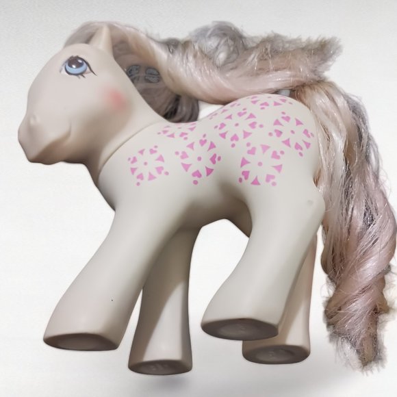 Vintage 1987 Hasbro Sundance My Little Pony white Flower Plastic Figurine Pony - Picture 2 of 9